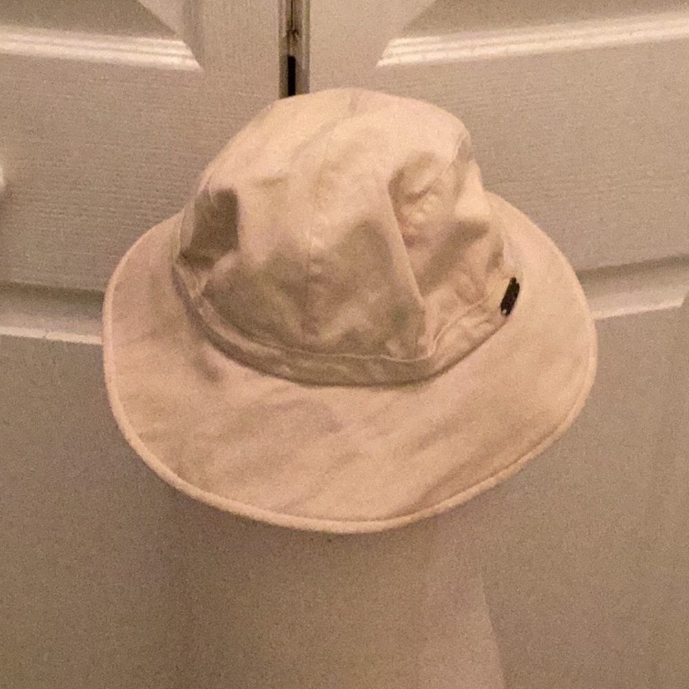 🏖NWT Sun And Sand Adjustable Unisex Weather Hat Closet Must Have 🏖